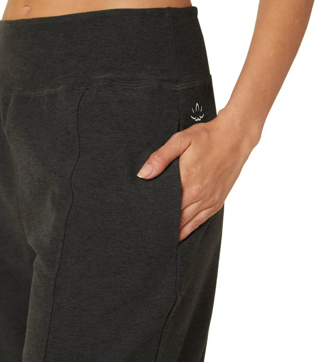 Beyond Yoga Everyday Pants in Darkest Night