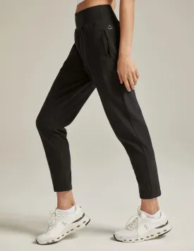 Beyond Yoga Everyday Pants in Darkest Night