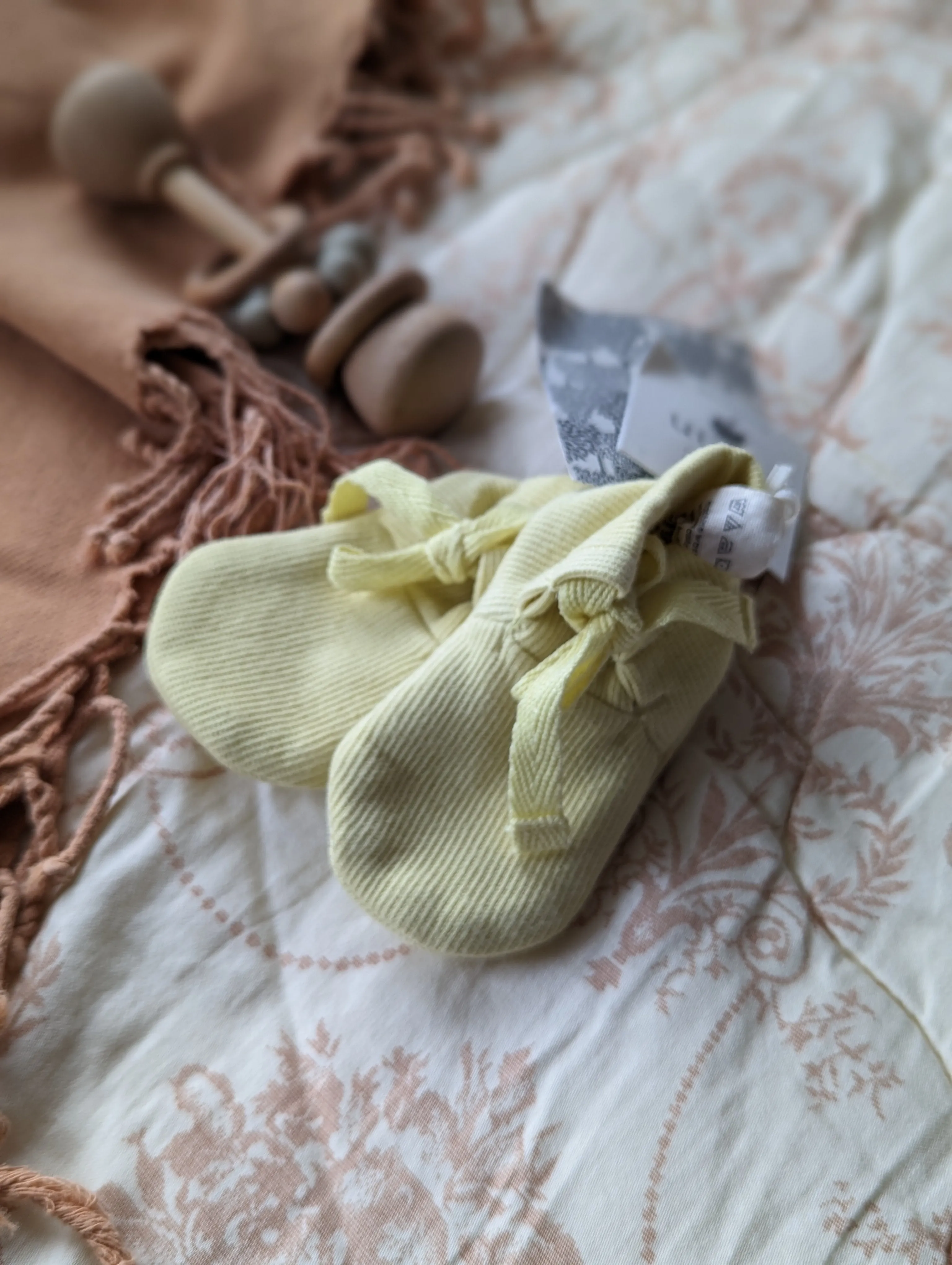 Kate Quinn Organic Cotton Ribbed Tie Booties in Lemon (3-6)